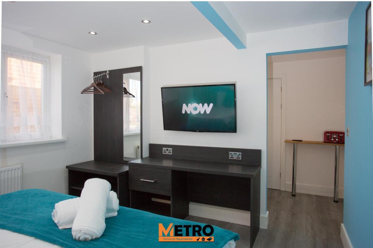 Legoland Heathrow Windsor Apartment Hotel Слау Екстер'єр фото