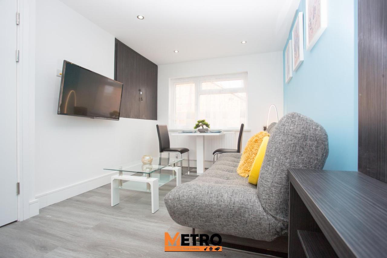 Legoland Heathrow Windsor Apartment Hotel Слау Екстер'єр фото