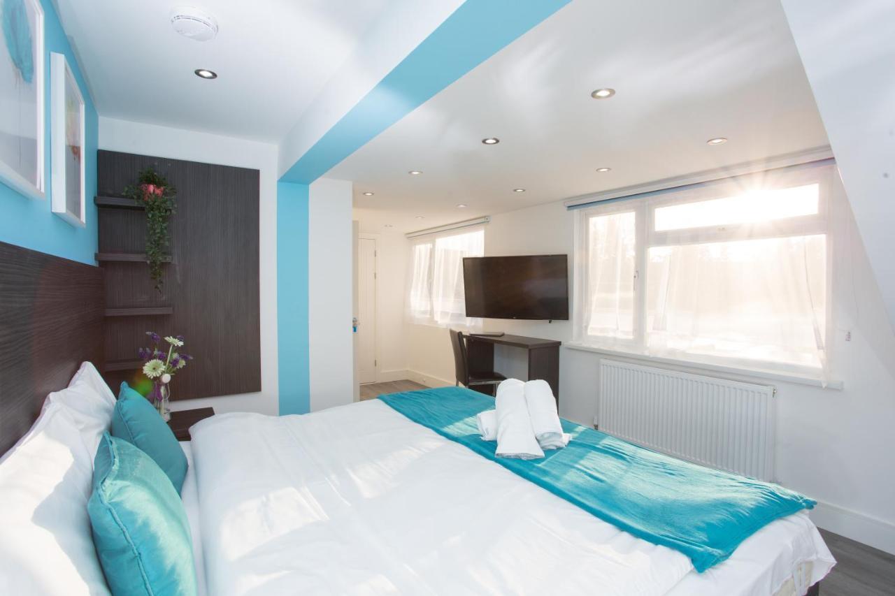 Legoland Heathrow Windsor Apartment Hotel Слау Екстер'єр фото