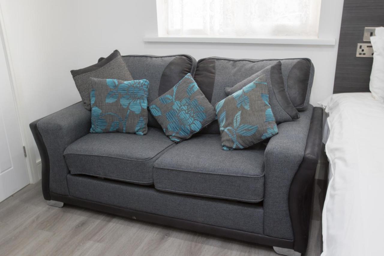 Legoland Heathrow Windsor Apartment Hotel Слау Екстер'єр фото